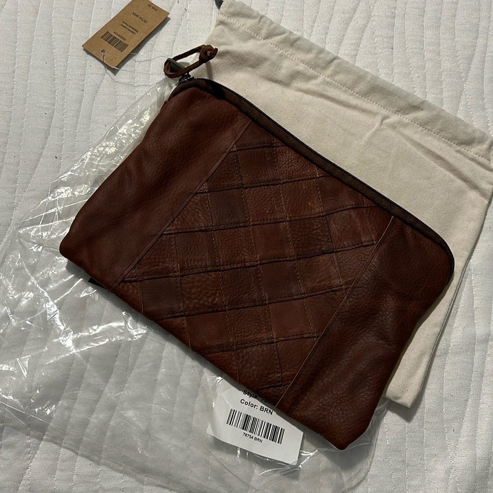 NWT DULUTH TRADING Co. Lifetime leather patchwork pouch Brown